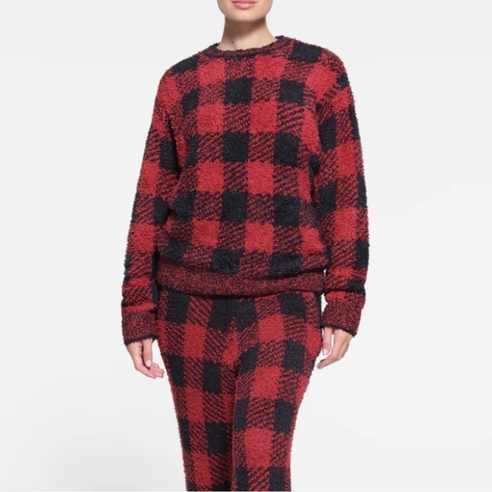 SKIMS Cozy Knit Unisex Sweater Red Black Brick Buffalo check